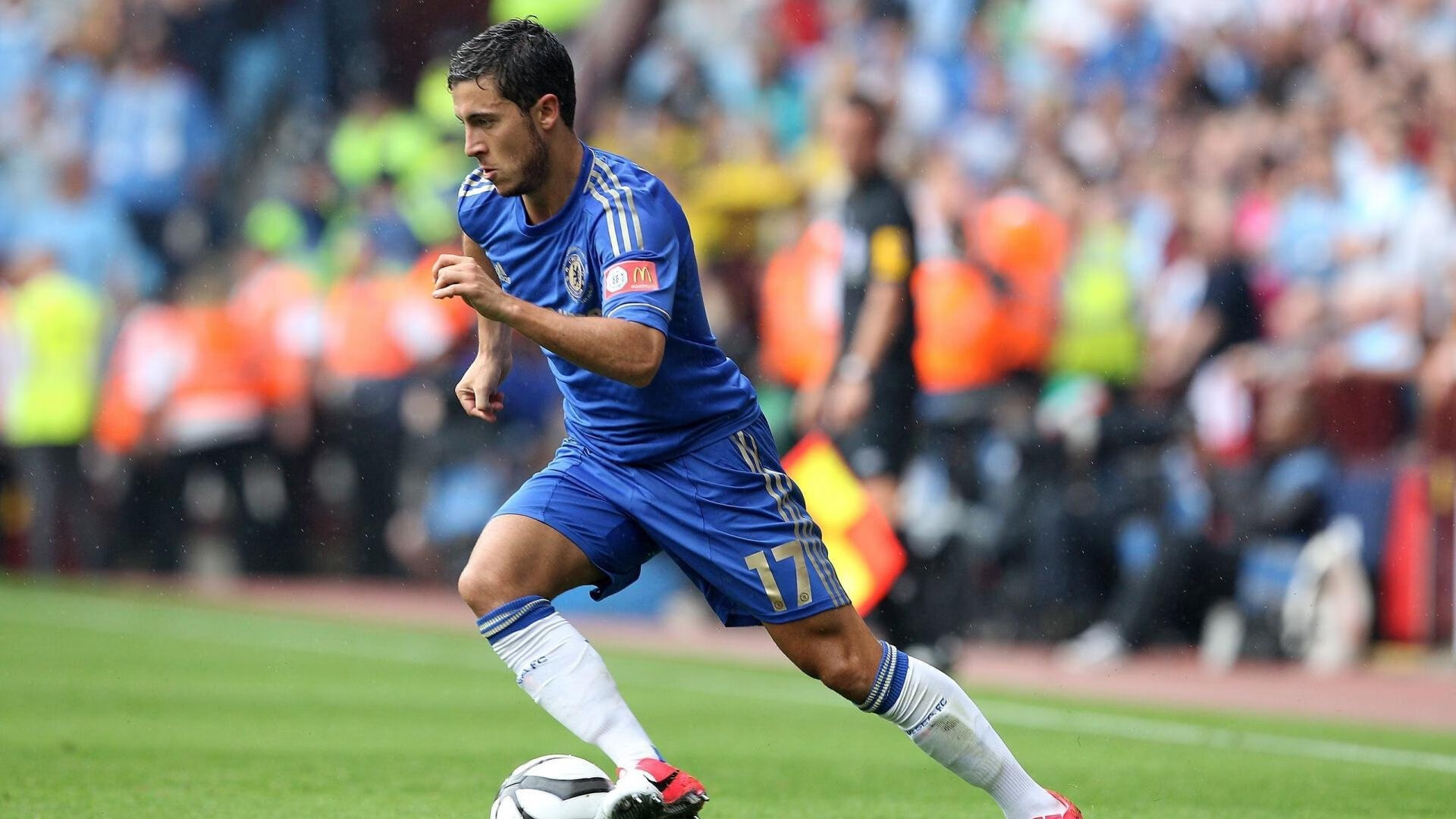 开云体育-尤文速胜比利时，阿克在NBA季后赛接管比赛，体育世界里的降维打击与升维突破